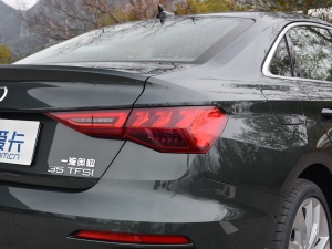 2021A3L Limousine 35 TFSI A ^