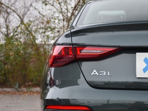 2021A3L Limousine 35 TFSI A ^