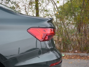 2021A3L Limousine 35 TFSI A ^