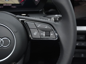 2021A3L Limousine 35 TFSI A п؅^