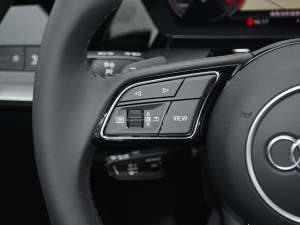 2021A3L Limousine 35 TFSI A п؅^