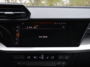 2021A3L Limousine 35 TFSI A п؅^