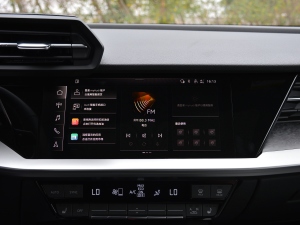 2021A3L Limousine 35 TFSI A п؅^