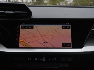 2021A3L Limousine 35 TFSI A п؅^