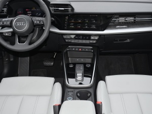 2021A3L Limousine 35 TFSI A п_