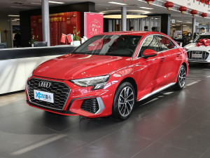 2021A3L Limousine 35 TFSI Mȡ\ ǰ45
