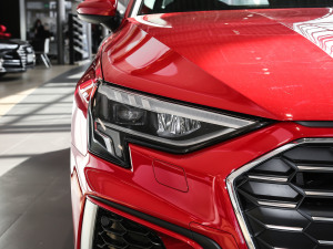 2021A3L Limousine 35 TFSI Mȡ\ ^