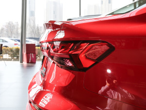 2021A(y)3L Limousine 35 TFSI M(jn)ȡ\(yn) (x)(ji)^