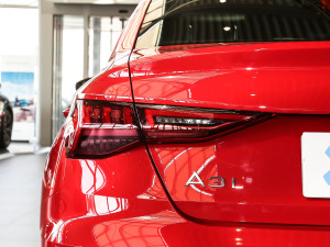 2021A(y)3L Limousine 35 TFSI M(jn)ȡ\(yn) (x)(ji)^