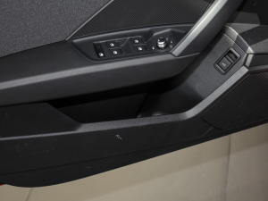 2021A3L Limousine 35 TFSI Mȡ\ ǰTg