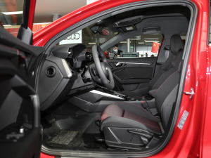 2021A3L Limousine 35 TFSI Mȡ\ ǰſg