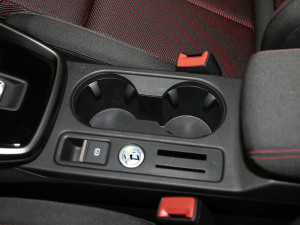 2021A3L Limousine 35 TFSI Mȡ\ g