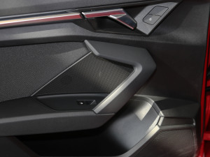 2021A3L Limousine 35 TFSI Mȡ\ g