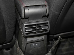 2021A3L Limousine 35 TFSI Mȡ\ g