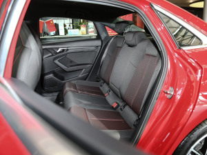 2021A3L Limousine 35 TFSI Mȡ\ 