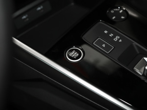 2021A(y)3L Limousine 35 TFSI Mȡ\ п؅^(q)