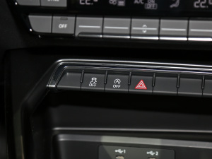 2021A(y)3L Limousine 35 TFSI Mȡ\ п؅^(q)