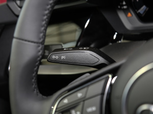 2021A(y)3L Limousine 35 TFSI Mȡ\ п؅^(q)