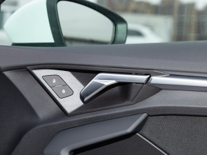 2021A3L Limousine 35 TFSI Mȡ g