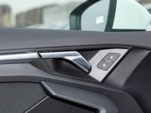 2021A3L Limousine 35 TFSI Mȡ g