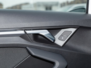 2021A3L Limousine 35 TFSI Mȡ g