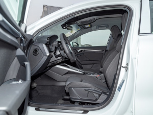 2021A3L Limousine 35 TFSI Mȡ ǰſg