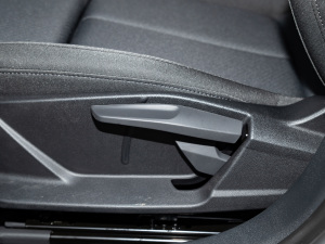 2021A3L Limousine 35 TFSI Mȡ {{