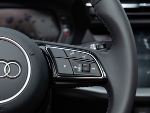 2021A3L Limousine 35 TFSI Mȡ п؅^