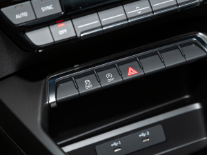 2021A3L Limousine 35 TFSI Mȡ п؅^