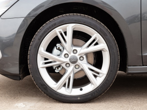 2021A3L Limousine 35 TFSI r ݆Ȧ