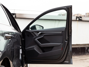 2021A3L Limousine 35 TFSI r g