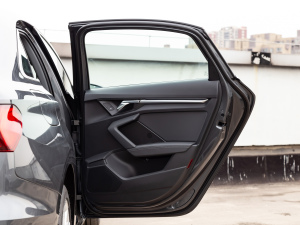 2021A3L Limousine 35 TFSI r g