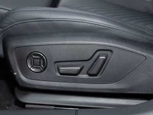 2021A3L Limousine 35 TFSI r {{(dio)(ji)