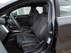 2021A3L Limousine 35 TFSI r {