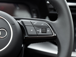 2021A3L Limousine 35 TFSI r п؅^