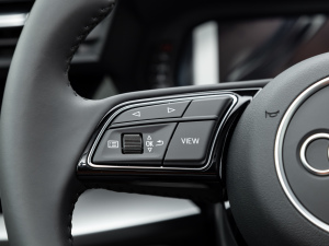 2021A3L Limousine 35 TFSI r п؅^