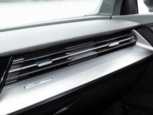 2021A3L Limousine 35 TFSI r {L