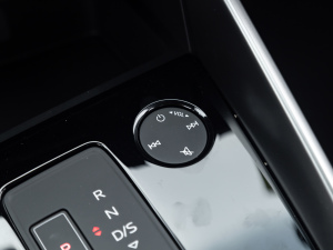 2021A3L Limousine 35 TFSI r {