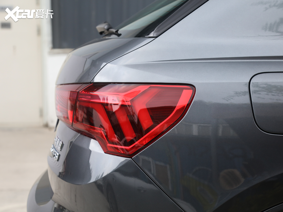 2021WQ3 35 TFSI rЄӸ