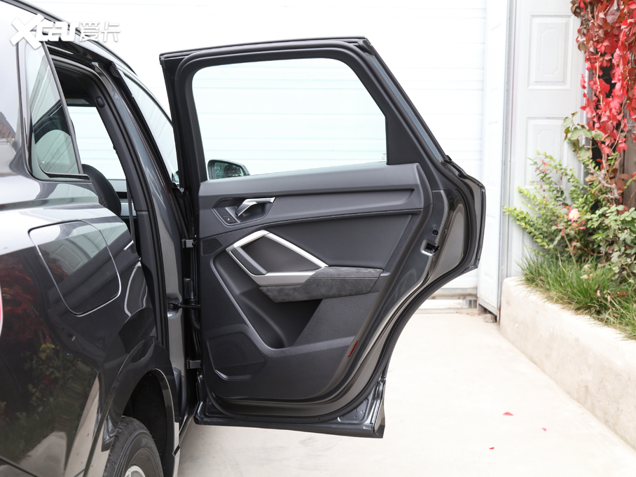 2021WQ3 35 TFSI rЄӸ