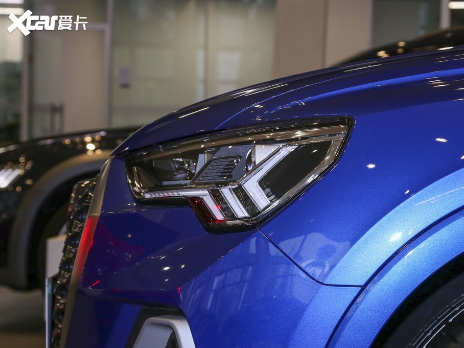 2020WQ3 Sportback 40 TFSI r