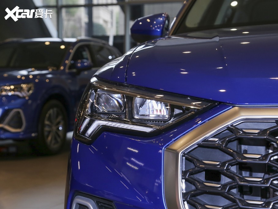 2020WQ3 Sportback 40 TFSI r