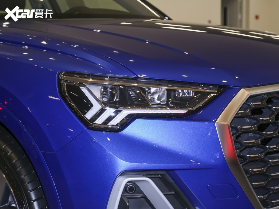 2020WQ3 Sportback 40 TFSI r