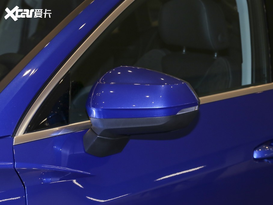 2020WQ3 Sportback 40 TFSI r