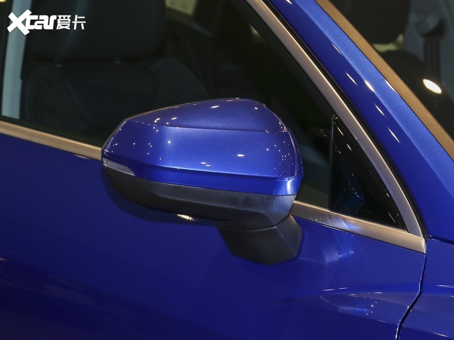 2020WQ3 Sportback 40 TFSI r