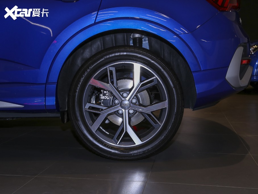 2020WQ3 Sportback 40 TFSI r