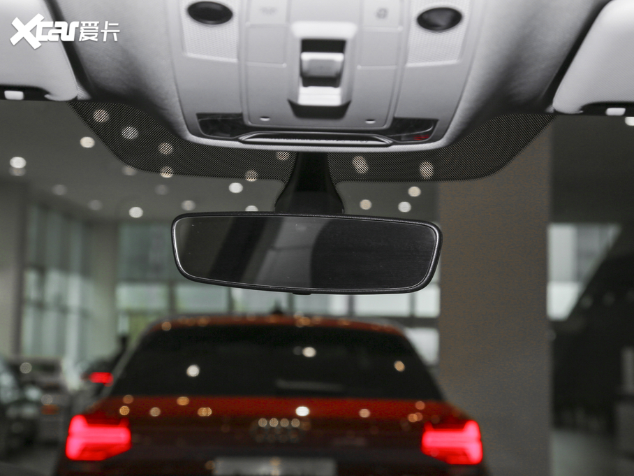 2020WQ3 Sportback 40 TFSI r