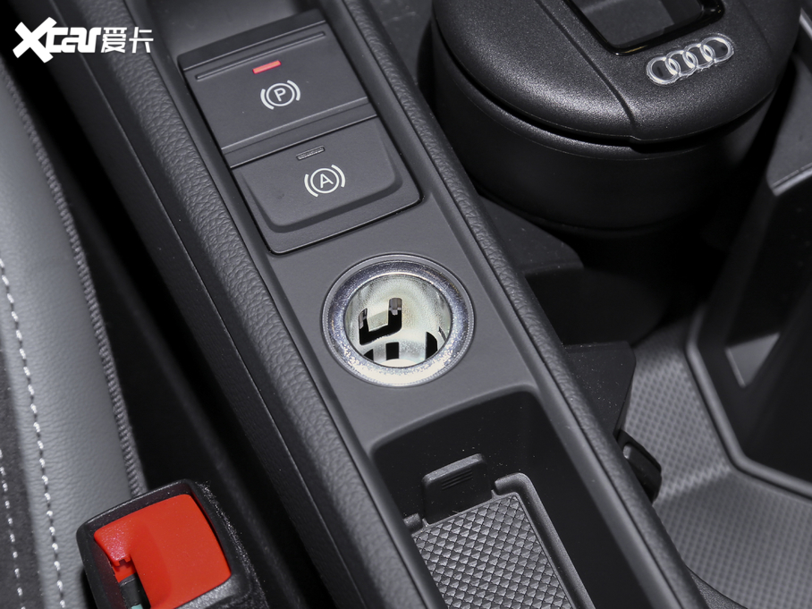 2020WQ3 Sportback 40 TFSI r