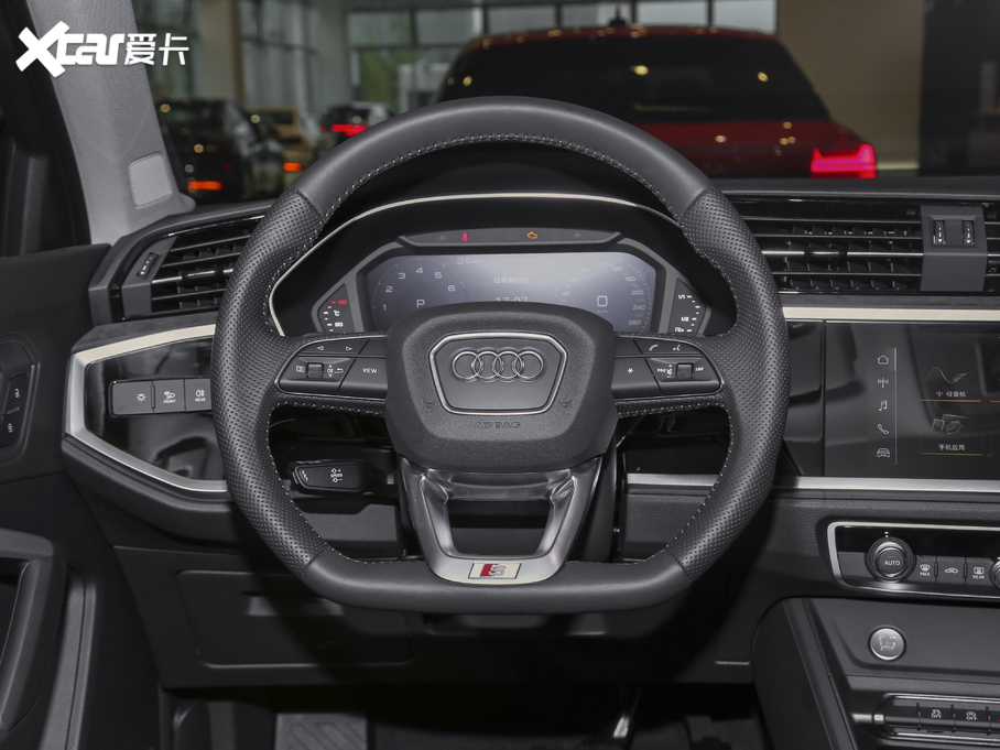 2020WQ3 Sportback 40 TFSI r