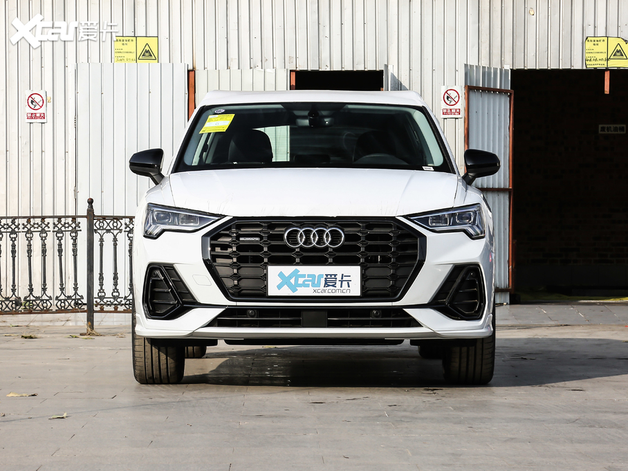 2021WQ3 45 TFSI quattro rЄӸ